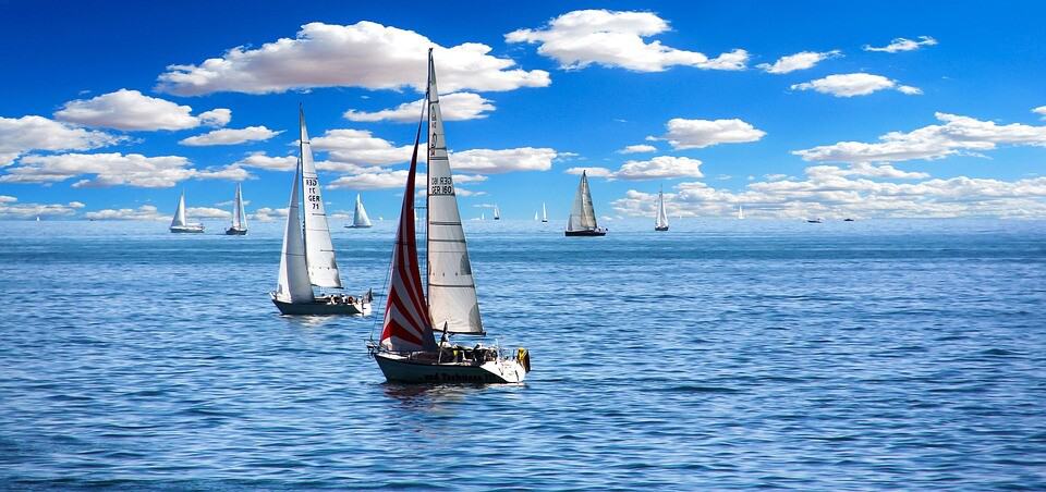 Sailing at Keego Harbor MI