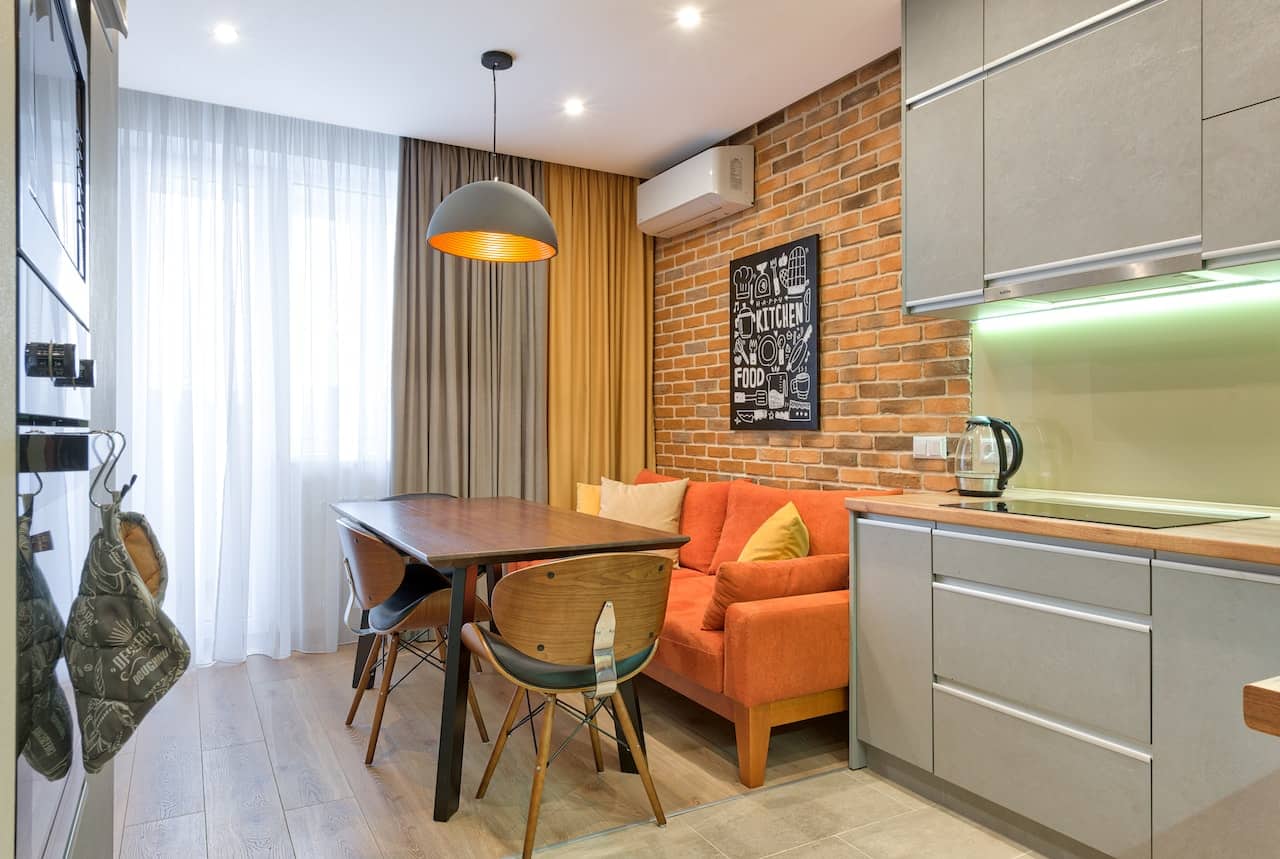 1-Bedroom Apartment vs. Studio: Which is Better for You?